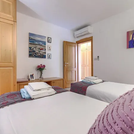 Diana By Interhome Dom wakacyjny *