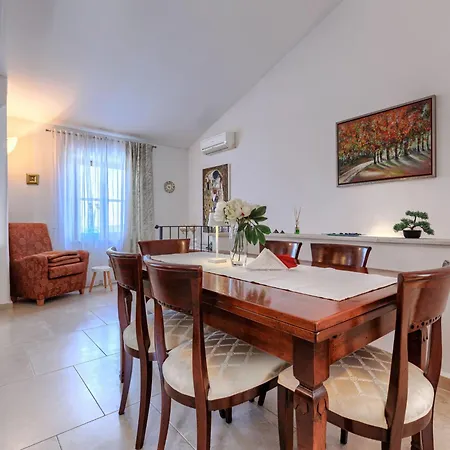 Diana By Interhome * Buje