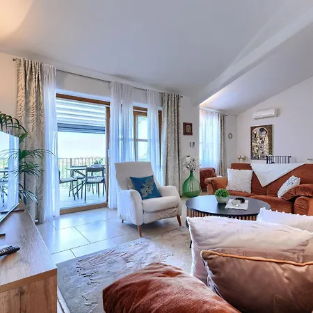 Diana By Interhome *