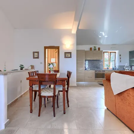 Dom wakacyjny Diana By Interhome *